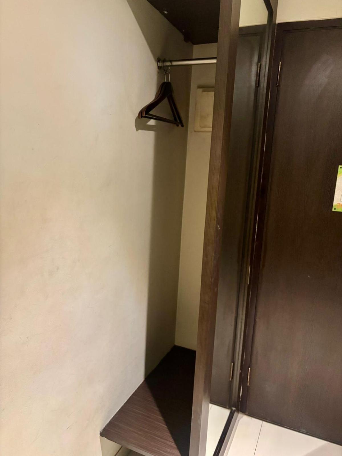 V Hotel Tebet Jakarta Exterior photo